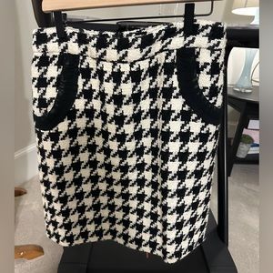 Houndstooth Tweed Skirt